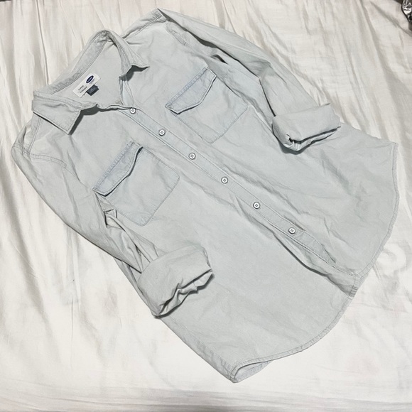 Old Navy Tops - NWOT OLD NAVY LIGHT DENIM SHIRT